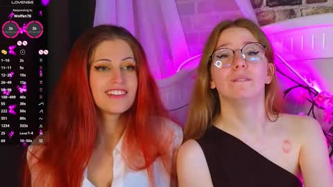 CatherineBarkJamieWallace online show from November 6, 8:45 pm