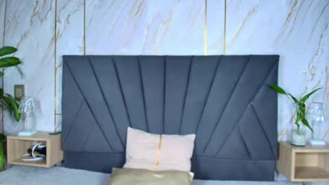 Snapshot of kim_johnsson chatting on September 27, 9:01 pm kim online show from September 27, 9:01 pm