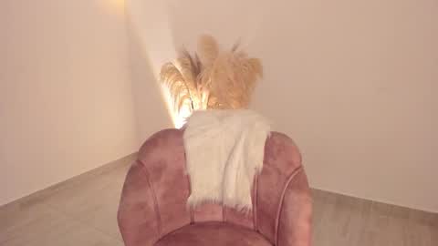 Kim Murphy online show from November 29, 12:46 pm