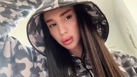 Kim Oberlin online show from February 3, 11:58 am