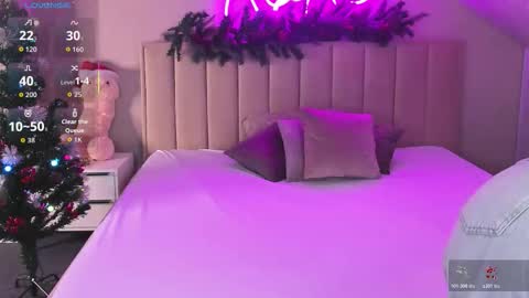 kimberlly_smith online show from January 12, 12:06 am