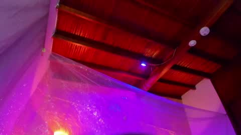 kimberly gonzalez online show from May 13, 4:33 am