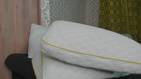 Snapshot of kimberly_perez__ chatting on September 30, 12:54 am Kimberly online show from September 30, 12:54 am