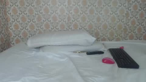 Snapshot of kimberly_perez__ chatting on March 12, 2:41 am Kimberly online show from March 12, 2:41 am