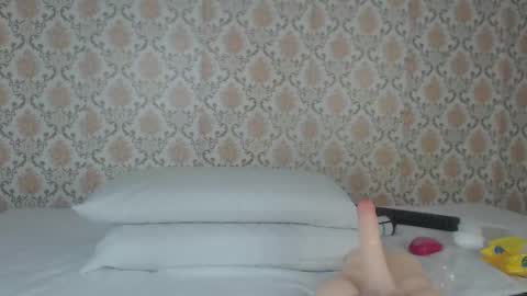 Snapshot of kimberly_perez__ chatting on February 12, 2:35 am Kimberly online show from February 12, 2:35 am