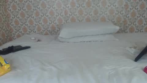 Snapshot of kimberly_perez__ chatting on February 14, 9:21 pm Kimberly online show from February 14, 9:21 pm