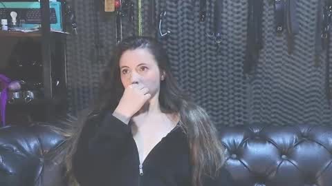 Snapshot of kimberly_swan_ chatting on February 16, 12:19 am KIMBERLY SWAN online show from February 16, 12:19 am