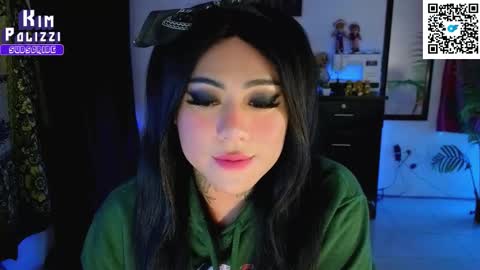 Kimberly Polizzi     online show from November 11, 1:19 am