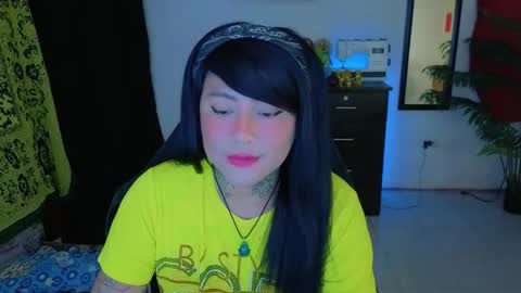 Kimberly Polizzi     online show from October 13, 2:46 am