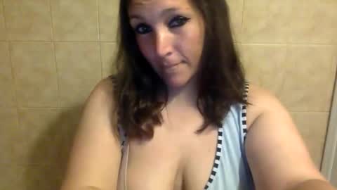 KimberlyLynn online show from March 22, 11:36 am