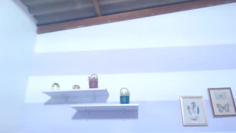 Kim  online show from December 5, 7:22 pm