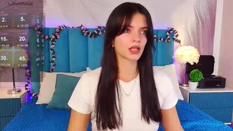 Snapshot of kimberlyy77 chatting on September 25, 7:04 am Kim online show from September 25, 7:04 am