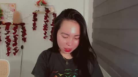 kimbratx online show from March 8, 10:45 pm