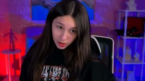 Kim online show from October 7, 9:49 am