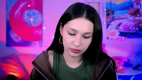 Kim online show from October 4, 4:49 pm