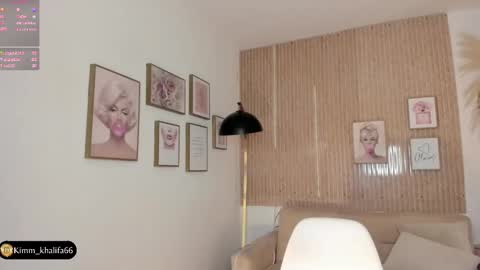 Kim  online show from February 28, 1:05 am