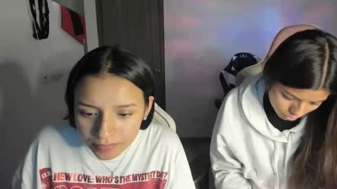 kimmi online show from November 4, 11:17 pm