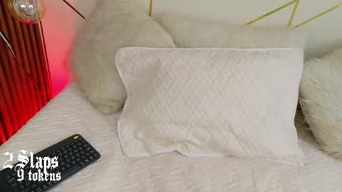     online show from November 7, 1:30 am