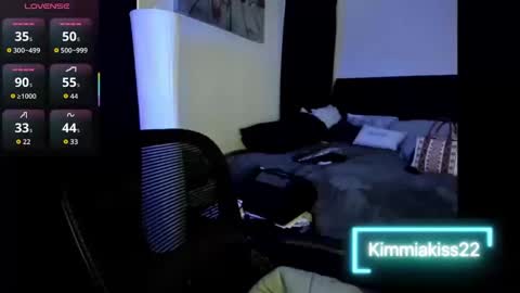 Snapshot of kimmiakiss22 chatting on September 8, 11:04 pm Kimmi online show from September 8, 11:04 pm