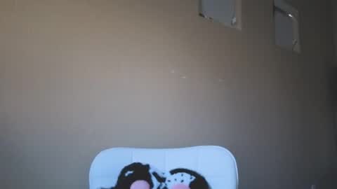 Snapshot of kimmiakiss22 chatting on March 1, 12:50 am Kimmi online show from March 1, 12:50 am