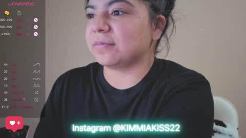 Snapshot of kimmiakiss22 chatting on February 7, 3:13 am Kimmi online show from February 7, 3:13 am