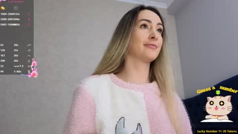 Snapshot of kimmie_ chatting on March 3, 7:17 pm Kimmie online show from March 3, 7:17 pm