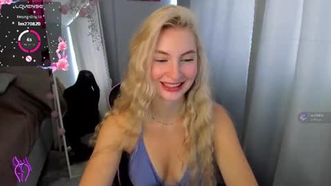 kimmy1_powell online show from June 27, 4:51 am