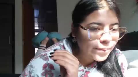 Kimmy online show from March 11, 1:56 pm