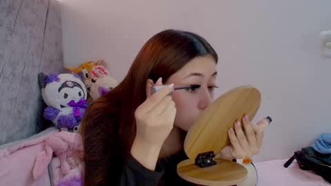 Snapshot of kimmy_veggaa chatting on October 4, 8:17 pm kimm online show from October 4, 8:17 pm