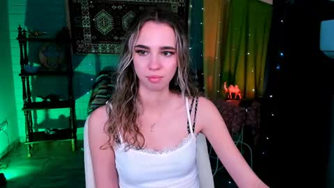 kimporins online show from May 14, 1:09 pm