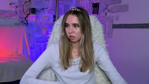 kimporins online show from April 4, 12:34 pm