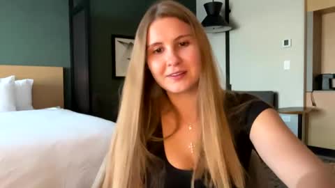 kinci06 online show from March 12, 10:07 pm