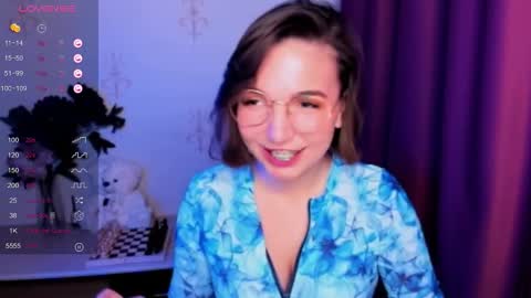 Hazel online show from November 7, 2:52 pm