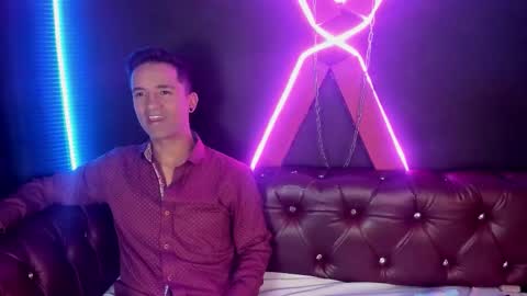 NIKKY AND MAIK online show from November 28, 3:03 am