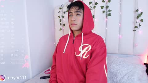 Snapshot of king_azahell chatting on January 7, 3:57 am king help me reach 100 likes online show from January 7, 3:57 am