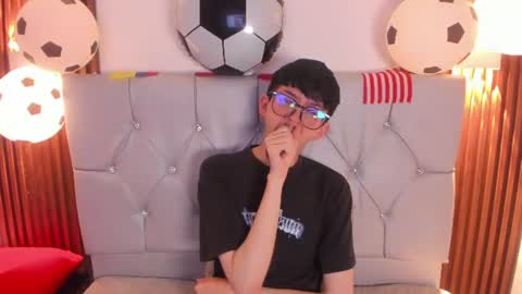 King  online show from July 8, 12:19 pm