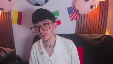 King  online show from July 3, 12:32 pm