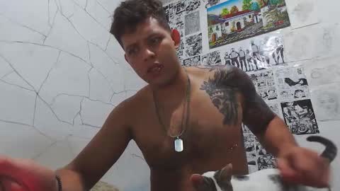 Snapshot of king_russo chatting on February 10, 4:41 am king_russo online show from February 10, 4:41 am