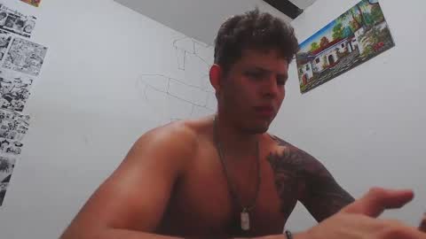 Snapshot of king_russo chatting on February 8, 8:32 pm king_russo online show from February 8, 8:32 pm