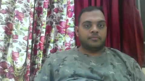 kingalpines1 online show from February 8, 6:44 pm