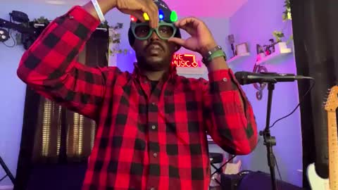 KC online show from December 28, 9:19 pm