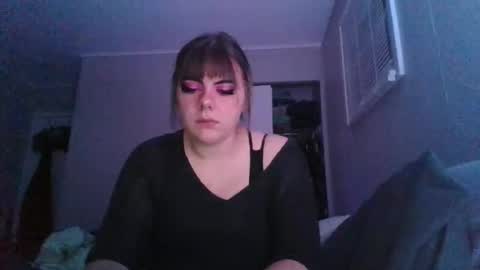 kingdomkatzel online show from June 1, 3:41 am