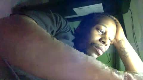 Snapshot of kinglibra420 chatting on January 23, 9:50 am loyal fuck online show from January 23, 9:50 am