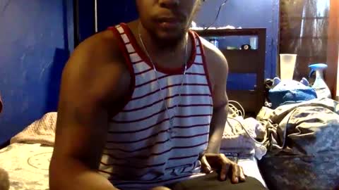 Snapshot of kinglibra420 chatting on January 10, 7:00 pm loyal fuck online show from January 10, 7:00 pm