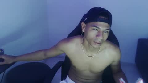 DOMINANT ALPHA KINGS online show from March 9, 2:16 am