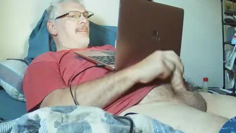 kingtongue10 online show from November 4, 6:31 pm