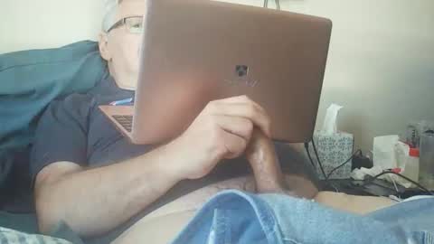 kingtongue10 online show from January 12, 6:26 pm