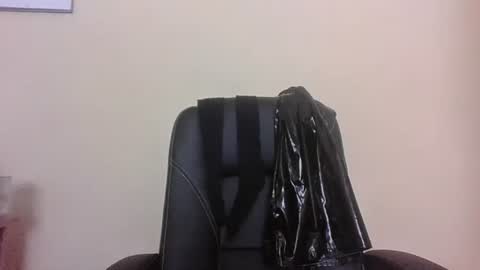 Cynthia Pvc lips online show from January 9, 2:07 pm