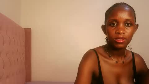 Lola online show from February 22, 10:08 am