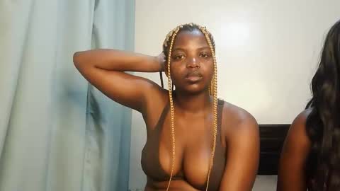 Lola online show from October 16, 9:46 pm